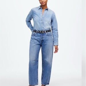 Madewell Curvy Darted Barrel Leg jeans NWT